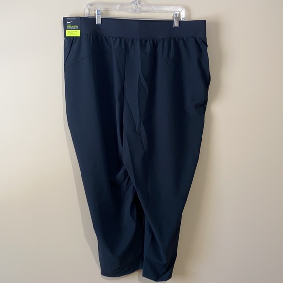 NWT Nike Bliss Victory Training Pants Size 1X - Picture 3 of 6
